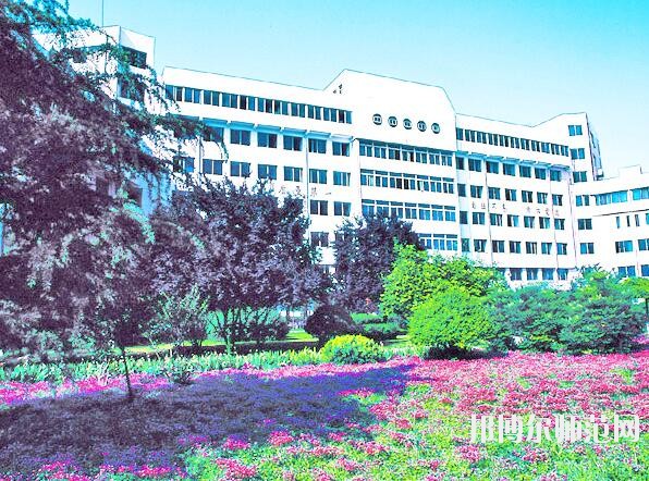 西安培華師范學院高新校區網站網址