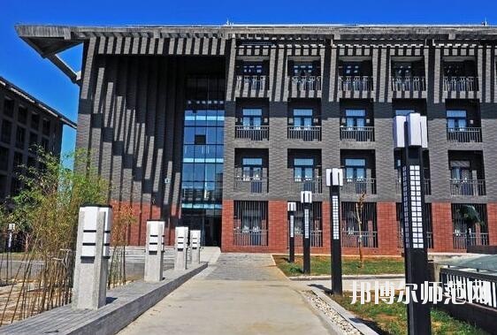 西安建筑科技師范大學草堂校區招生辦聯系電話