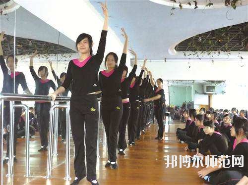 重慶統景幼師職業中學