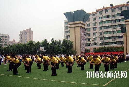 重慶忠縣幼師職業教育中心
