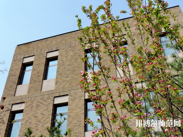 中央財經師范大學學院南路校區(qū)是幾本