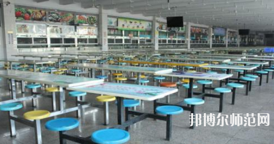 西峰職業幼師中等專業學校