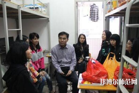 廣東外語藝術(shù)職業(yè)師范學院燕嶺校區(qū)宿舍條件