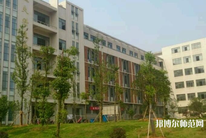 南華大學船山師范學院雨母校區宿舍條件