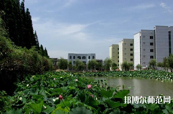 南昌大學共青師范學院招生辦聯系電話