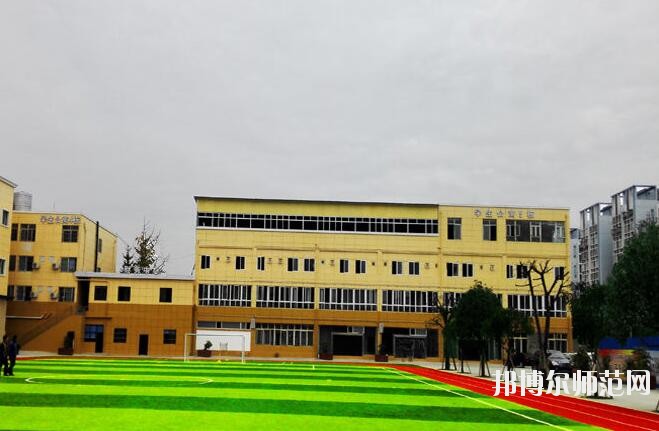 成都育華職業幼兒師范學校宿舍條件