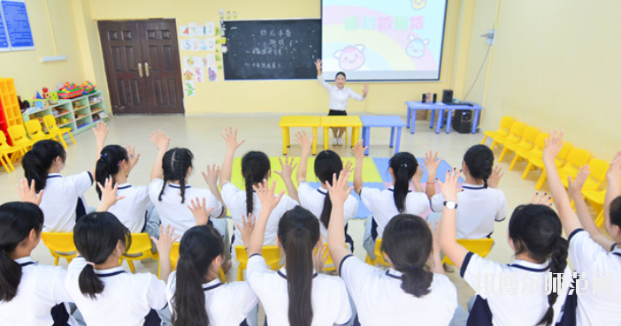 成都五月花幼兒師范高級技工學校怎么樣、好不好