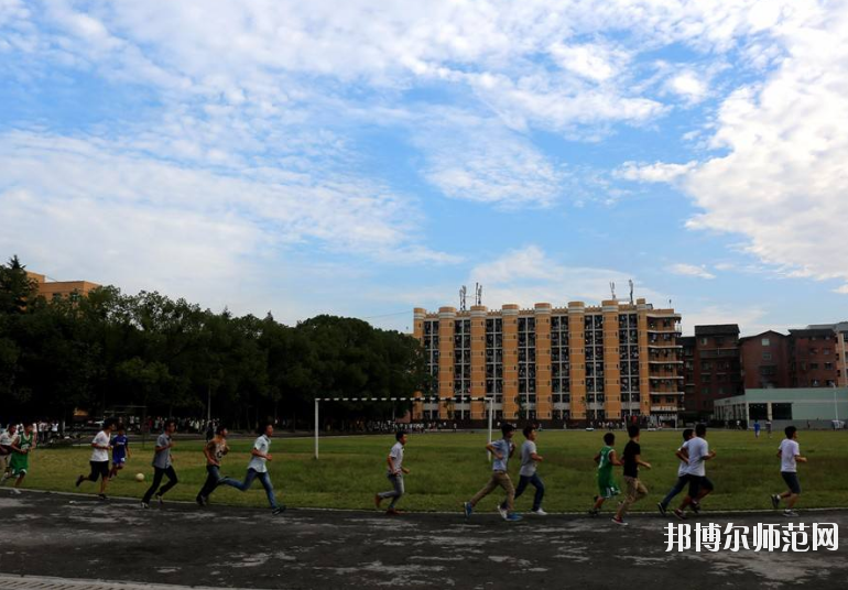 達州工貿(mào)幼兒師范職業(yè)技術(shù)學(xué)校2020年招生辦聯(lián)系電話