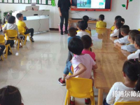 四川2020年在幼師學校學什么專業好