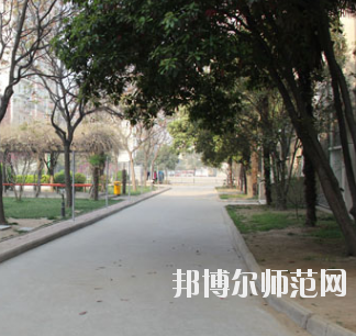鄭州2020年幼師學校和職高哪個好
