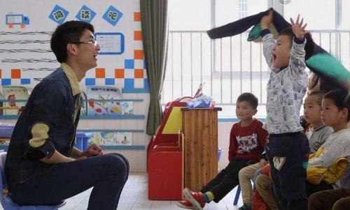 徐州2020年男生讀幼師學校好不好