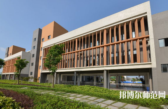 重慶育才幼師職業教育中心怎么樣、好不好