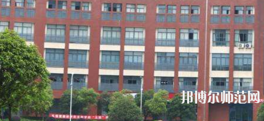 九江職業師范大學是幾專