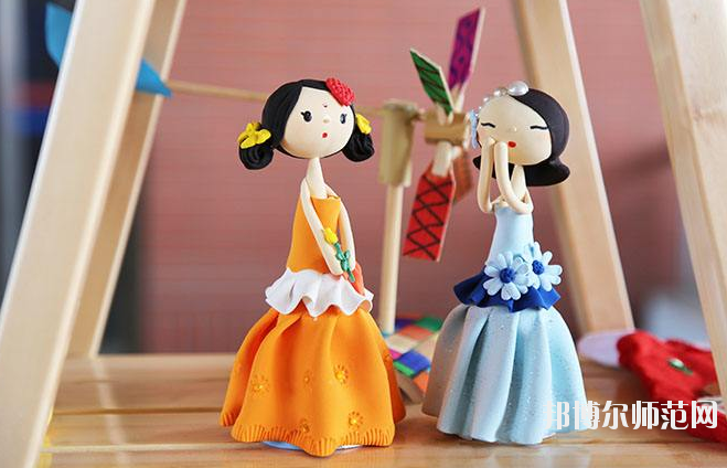 溫州2021年女生上幼師學校學什么專業好