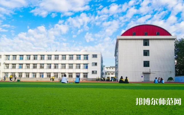 唐山第一幼兒師范職業(yè)中等專業(yè)學(xué)校2023年報(bào)名條件、招生要求、招生對(duì)象