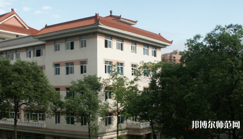 西南民族師范大學武侯校區2023年是幾本