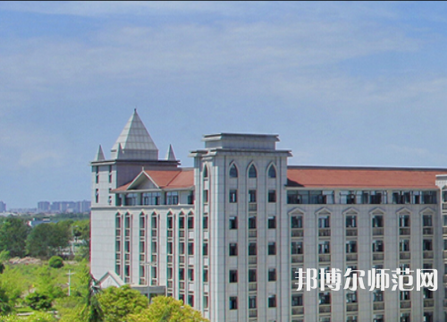 成都錦城師范學院2023年招生錄取分數線