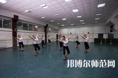 西安建筑科技師范大學雁塔校區2023年學費、收費多少
