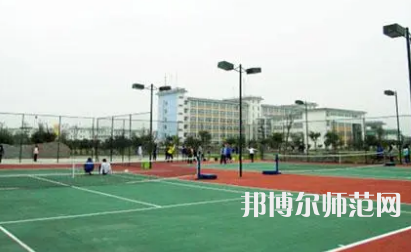 2023年四川愛華幼兒師范學院報名條件、招生對象