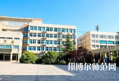 2023年鄭州藝術幼兒師范學校廣告藝術設計專業介紹