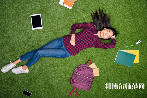 中南財(cái)經(jīng)政法師范大學(xué)南湖校區(qū)介紹、地址