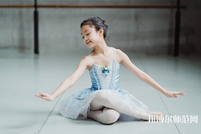 云南工業(yè)幼兒師范高級技工學(xué)校介紹、地址